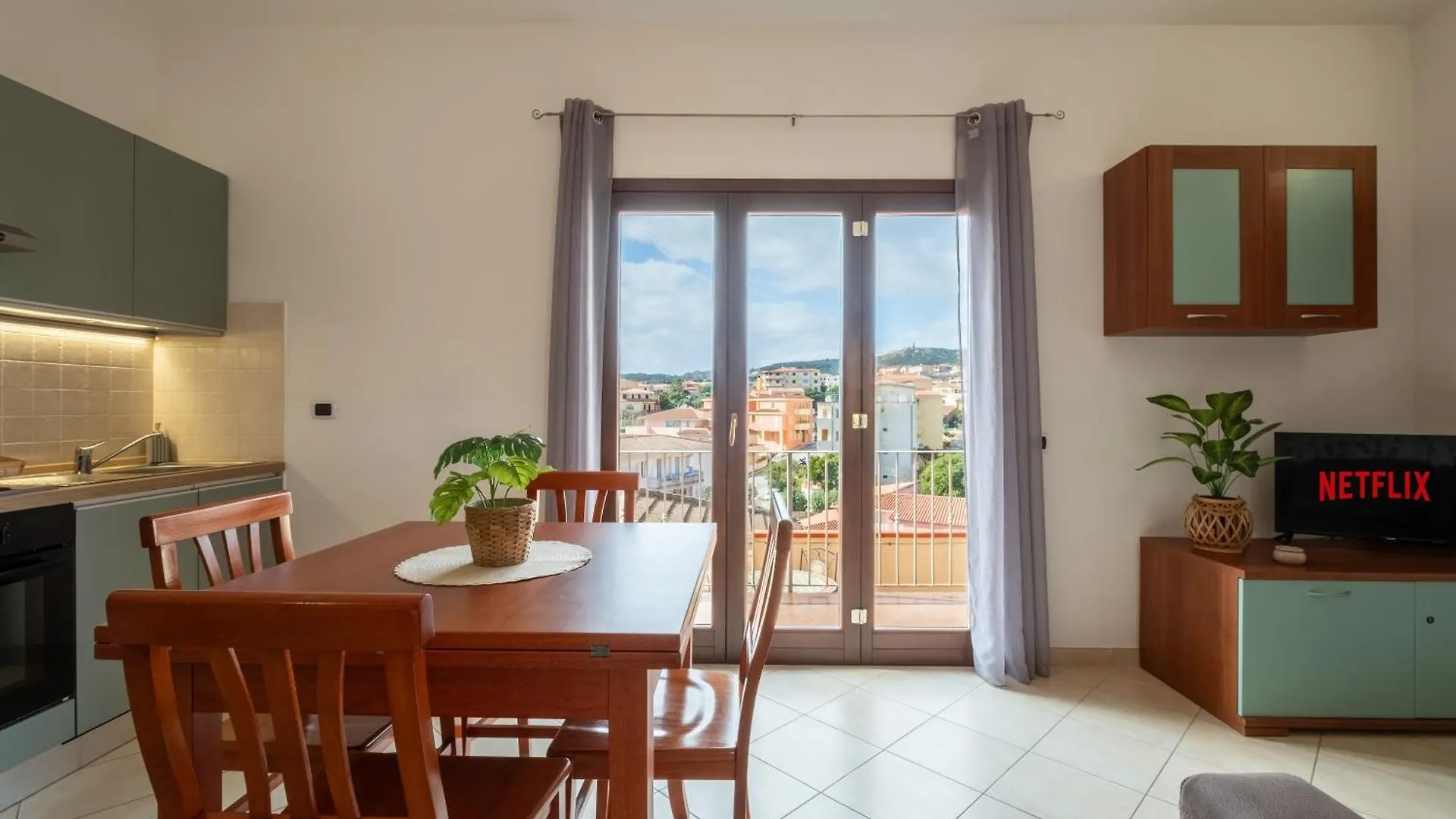 Apartment Sunshine Home - Attico La Maddalena La Maddalena